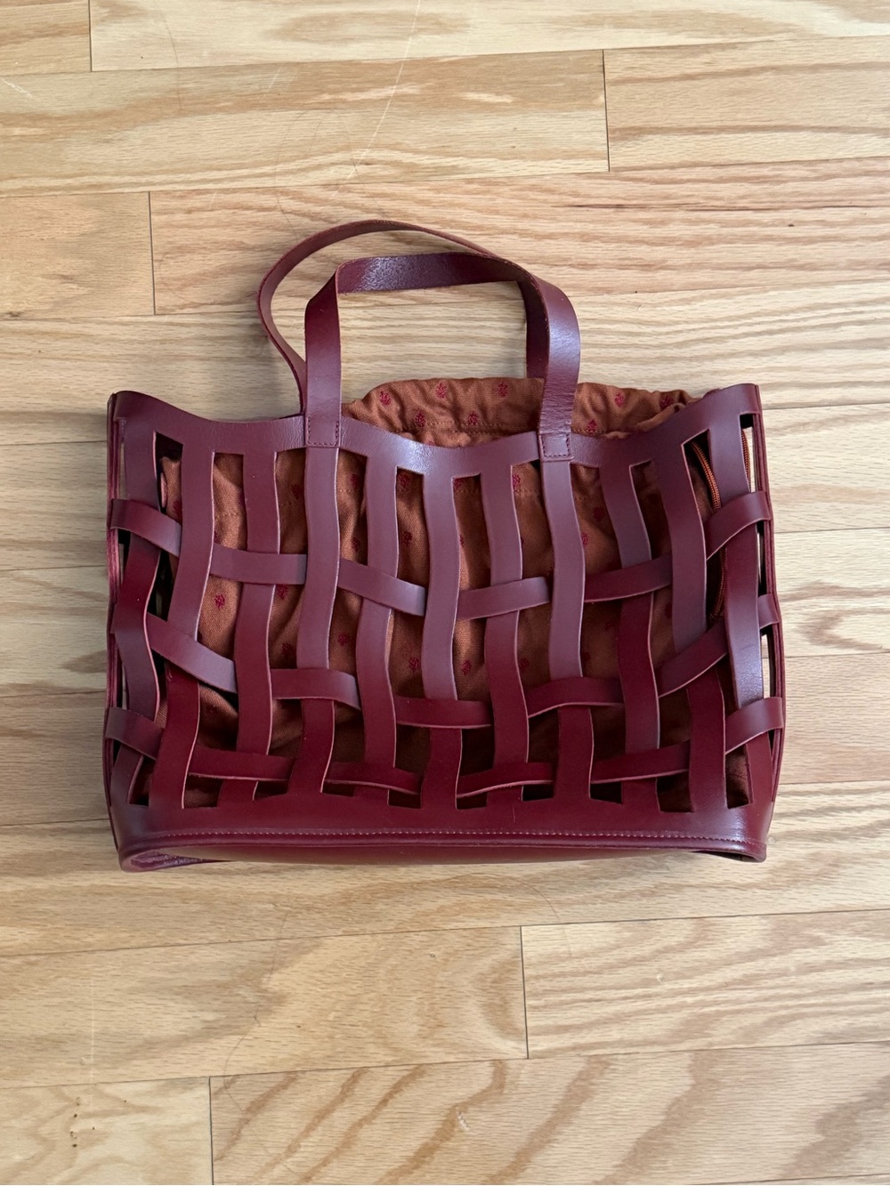 Woven Vegan Leather Tote Bag in Burgundy